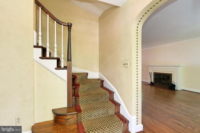 $1,195,000 | 3315 Carolina Place, Alexandria, VA 22305