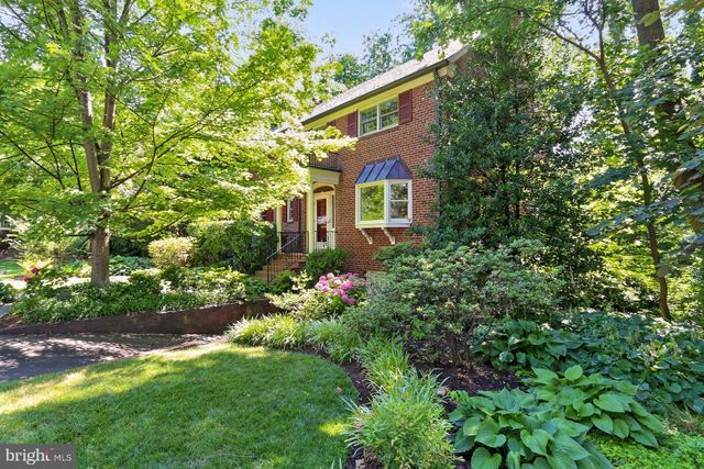 $1,195,000 | 3315 Carolina Place, Alexandria, VA 22305