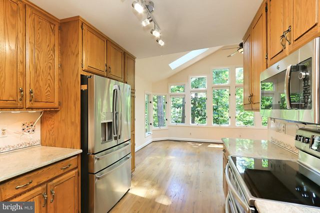 $1,195,000 | 3315 Carolina Place, Alexandria, VA 22305