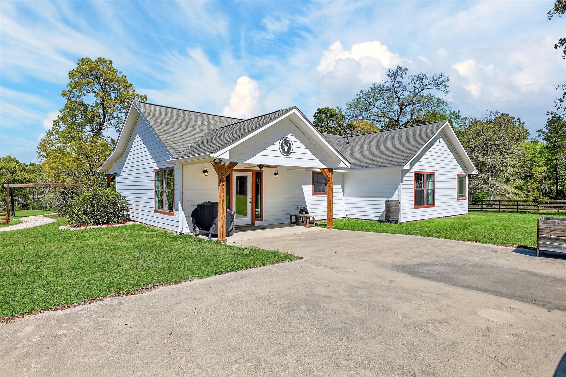 299 North Ghost Branch Road Trinity, TX 75862 - Photo 4 of 48 Immaculate farmhouse feel, 4 bedrooms to fit the whole family!