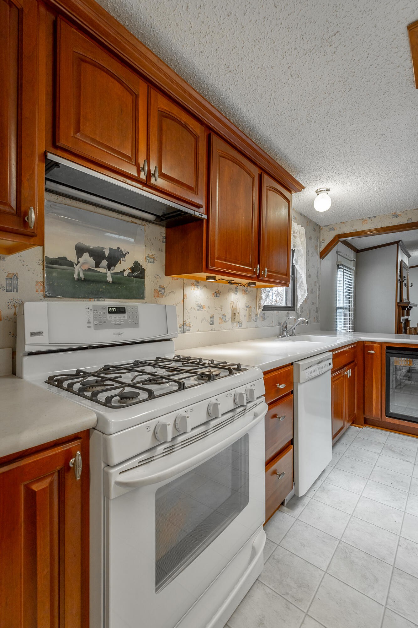 6729 Water Acres Road Harrison, TN 37341 - Photo 10 of 44 Gallery Image 10