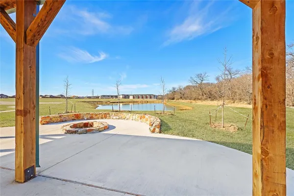 $391,238 | 3163 Manchester Drive, Cleburne, TX 76031