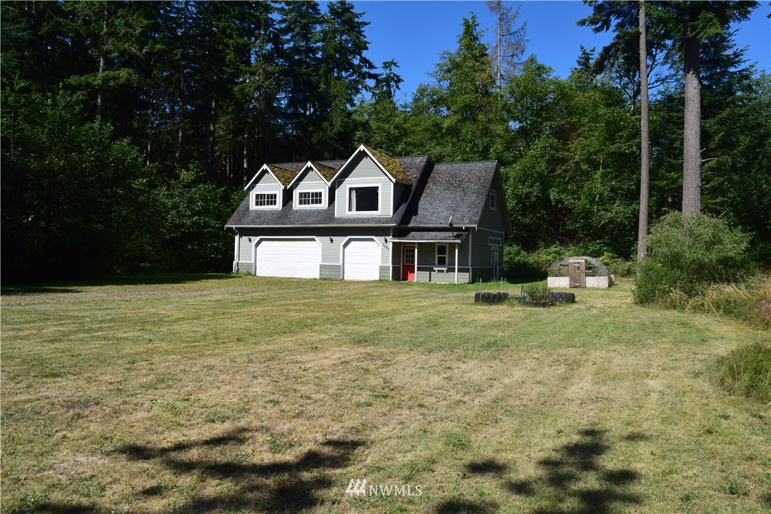 3543 Resort Road Greenbank, WA 98253 - Photo 1 of 24 Gallery Image 1