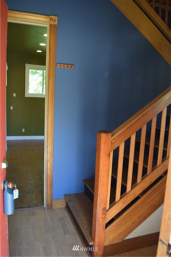 3543 Resort Road Greenbank, WA 98253 - Photo 3 of 24 Gallery Image 3