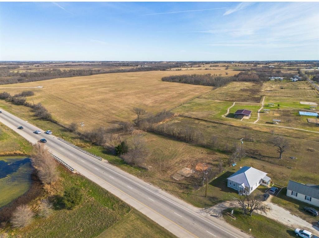 302 North Memorial Street Riesel, TX 76682 - Photo 12 of 13 a view of an ocean and beach