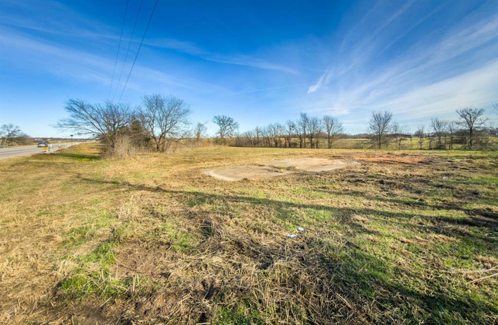302 North Memorial Street Riesel, TX 76682 - Photo 6 of 13 a view of an ocean