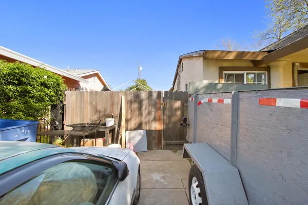 $280,000 | 3932 Branch Street, Sacramento, CA 95838