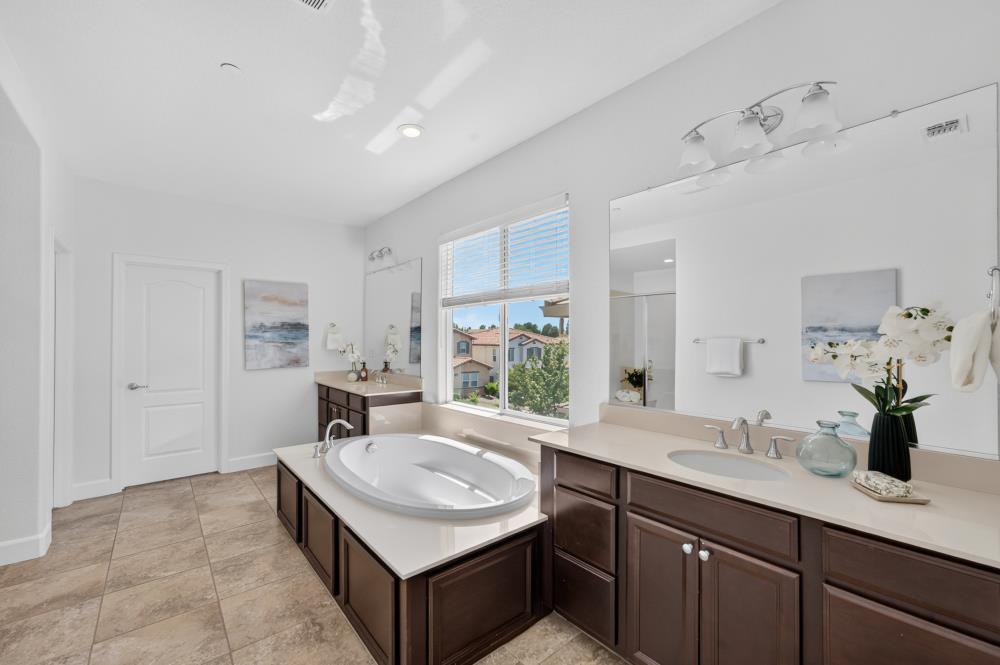 2593 Creek Hollow Road Rocklin, CA 95765 - Photo 32 of 57