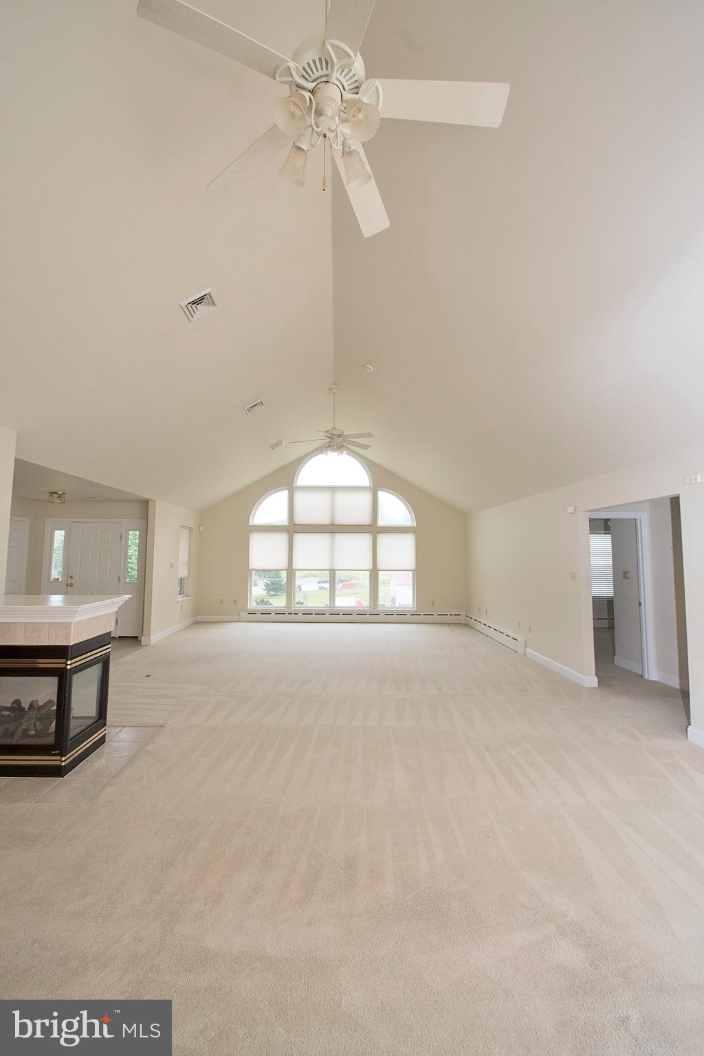514 Spring Valley Road Reading, PA 19604 - Photo 11 of 65