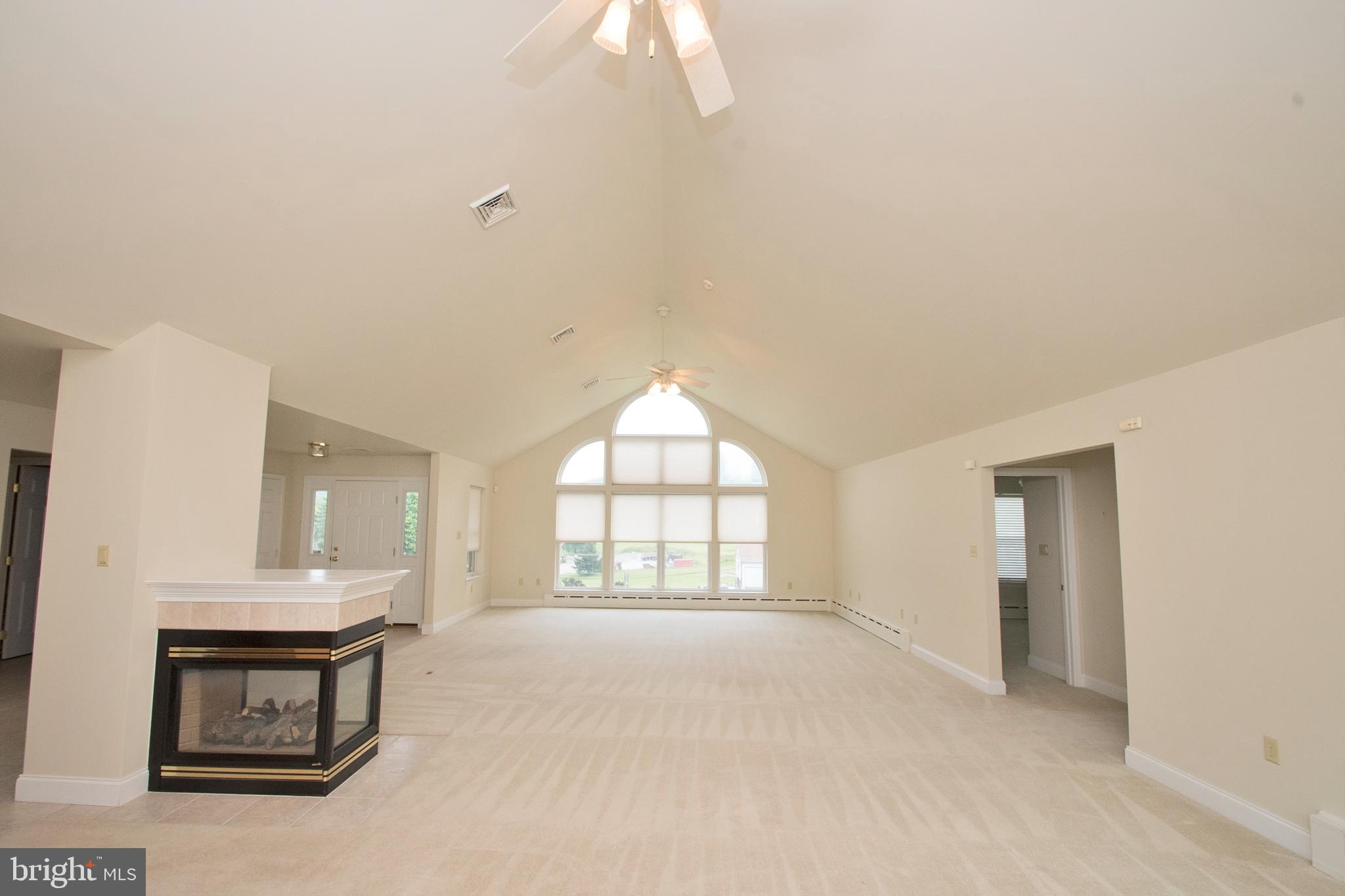 514 Spring Valley Road Reading, PA 19604 - Photo 12 of 65