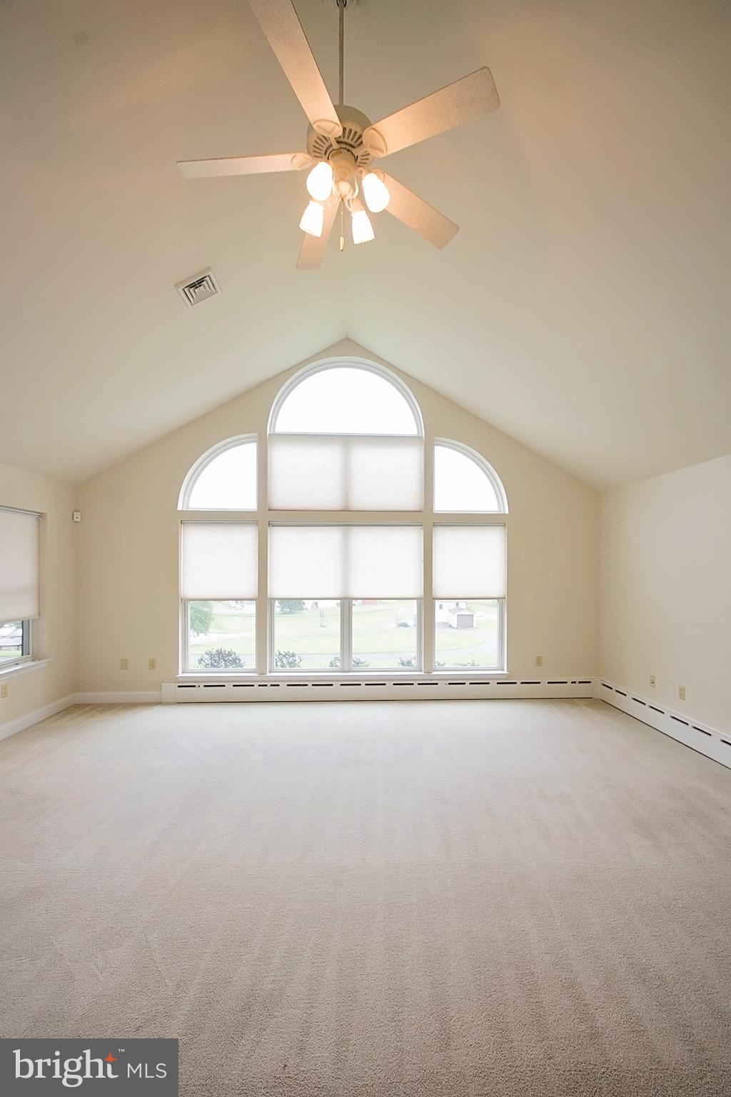 514 Spring Valley Road Reading, PA 19604 - Photo 13 of 65