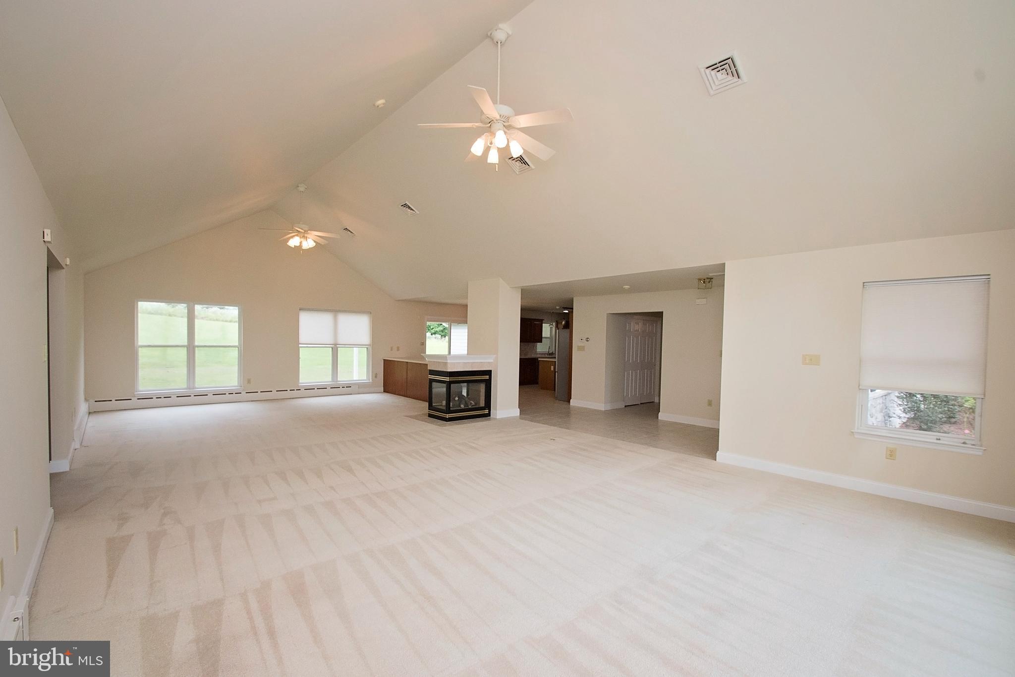 514 Spring Valley Road Reading, PA 19604 - Photo 14 of 65