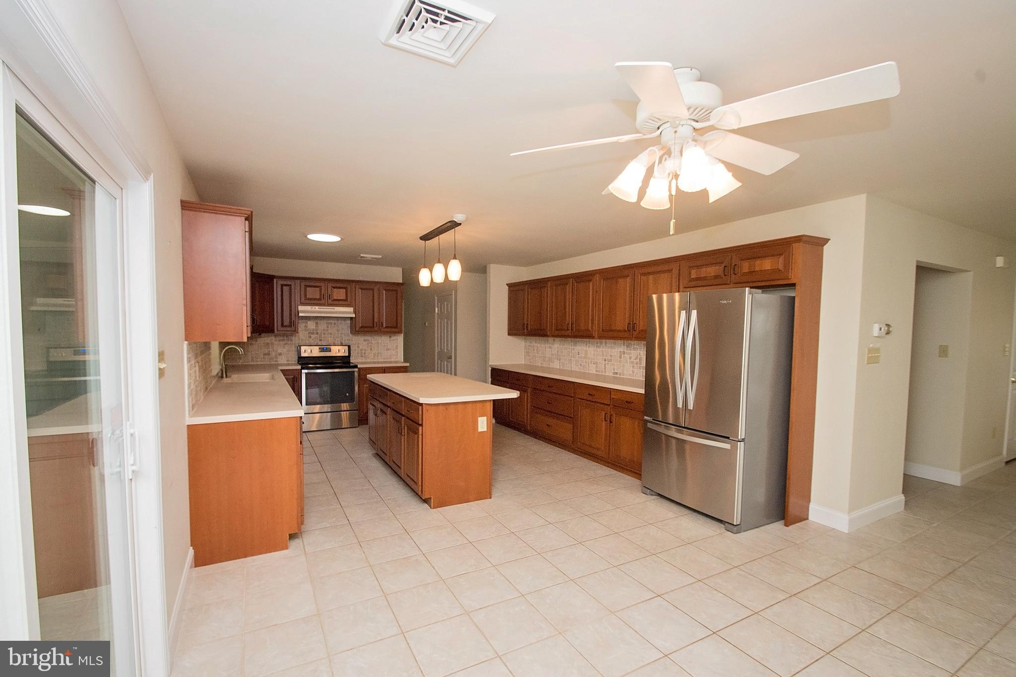 514 Spring Valley Road Reading, PA 19604 - Photo 20 of 65