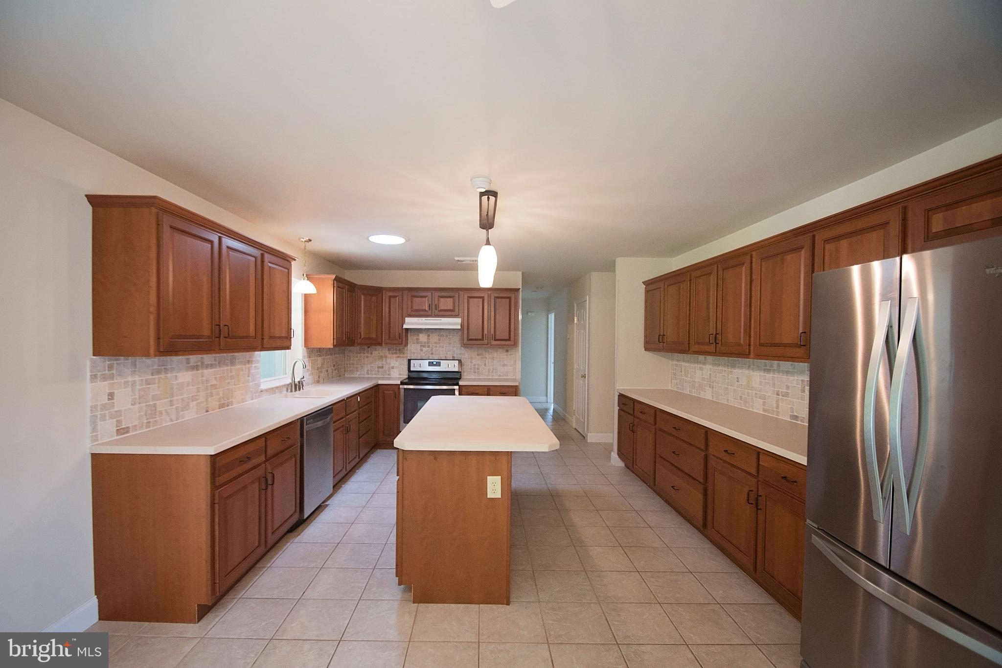 514 Spring Valley Road Reading, PA 19604 - Photo 26 of 65