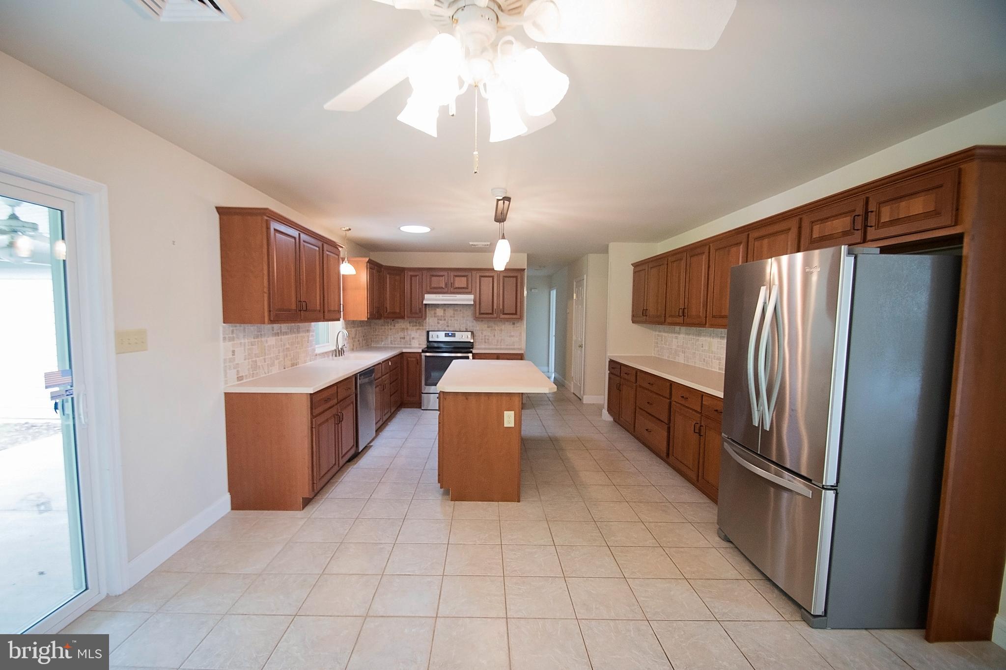 514 Spring Valley Road Reading, PA 19604 - Photo 27 of 65