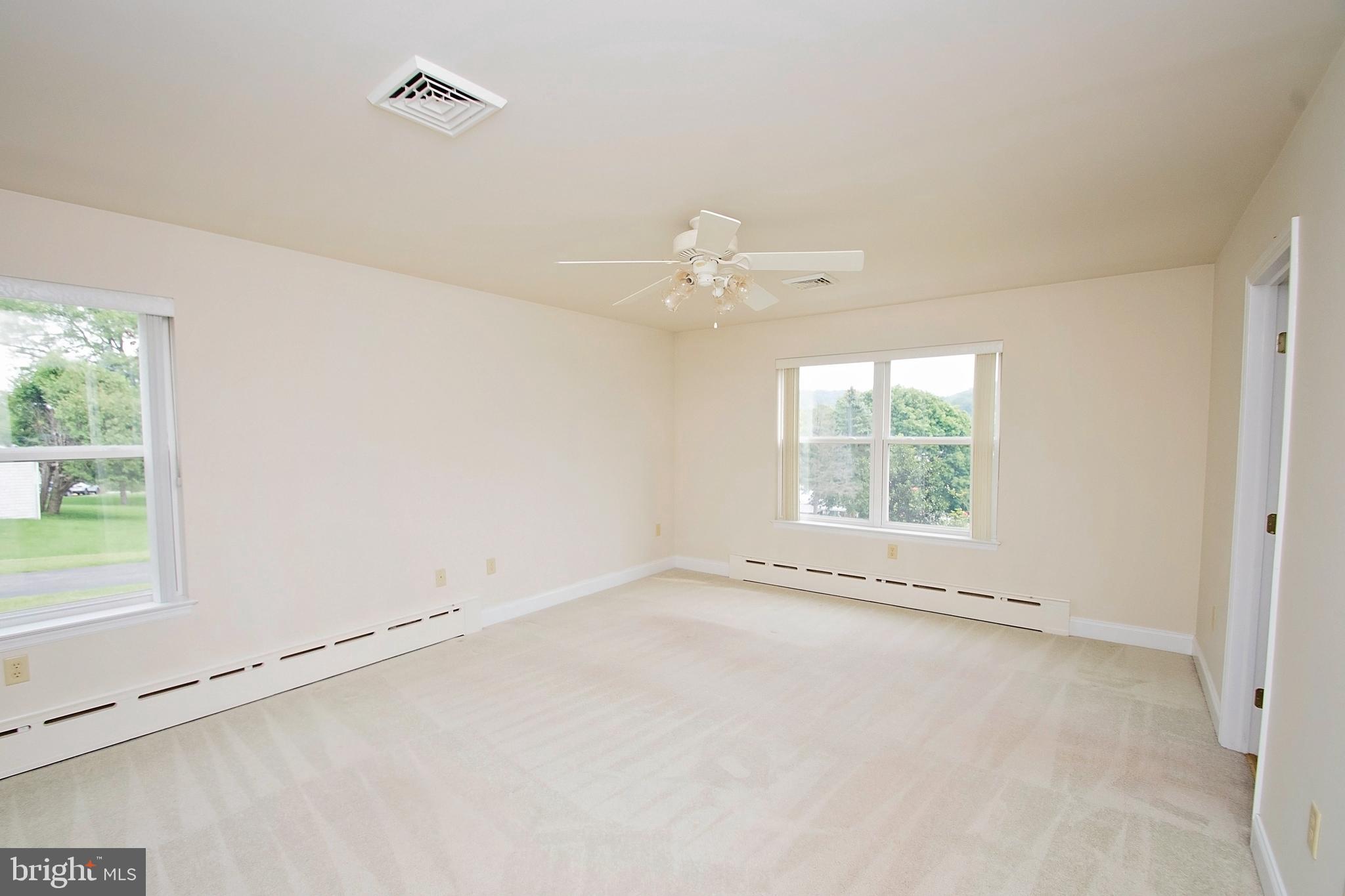 514 Spring Valley Road Reading, PA 19604 - Photo 34 of 65