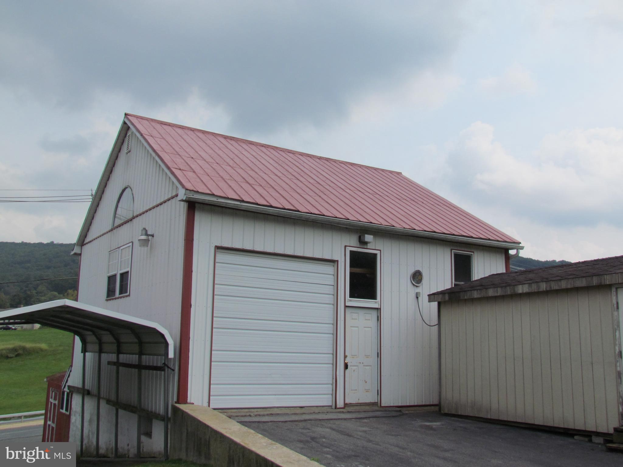 514 Spring Valley Road Reading, PA 19604 - Photo 56 of 65