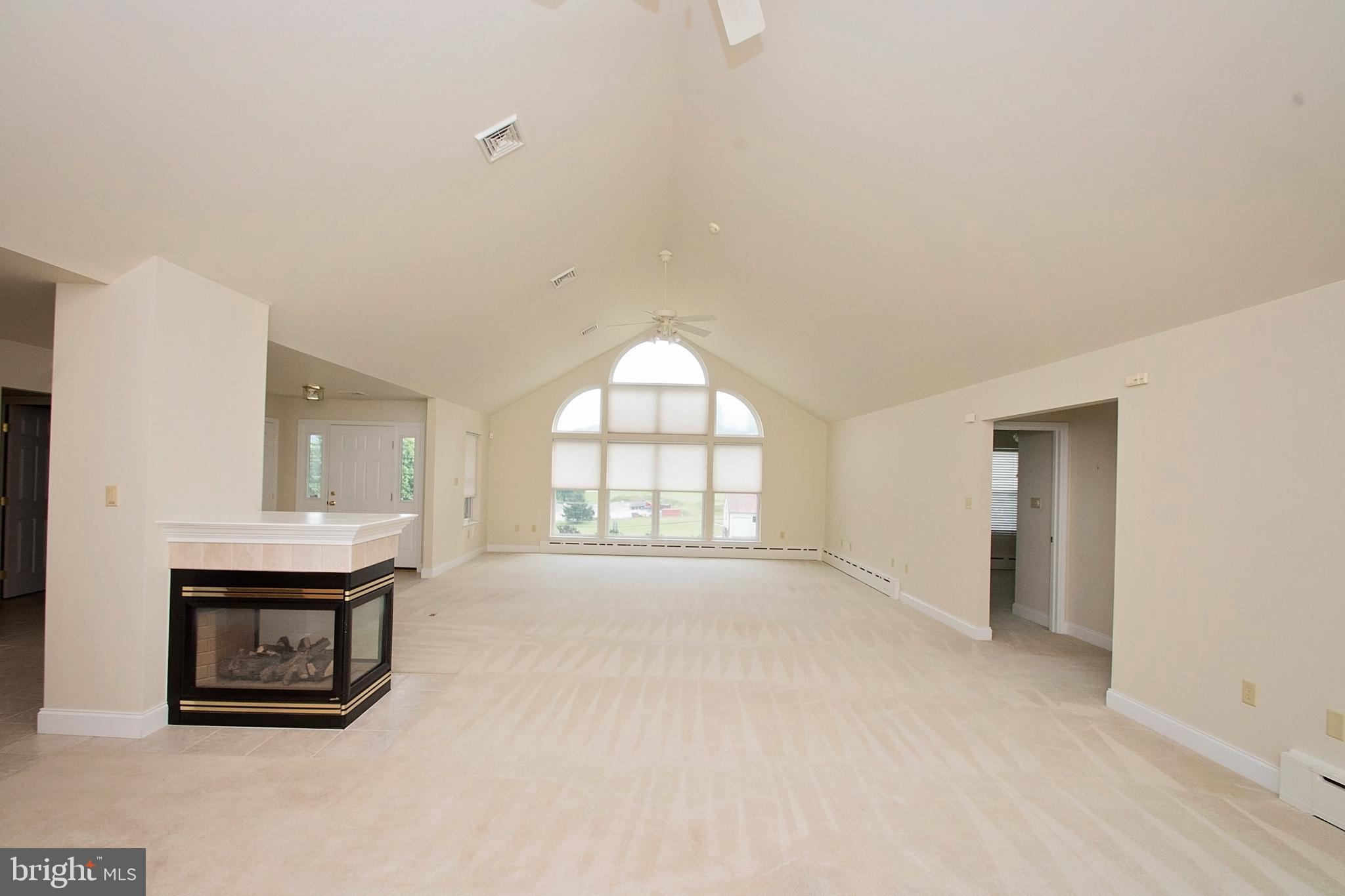 514 Spring Valley Road Reading, PA 19604 - Photo 10 of 65