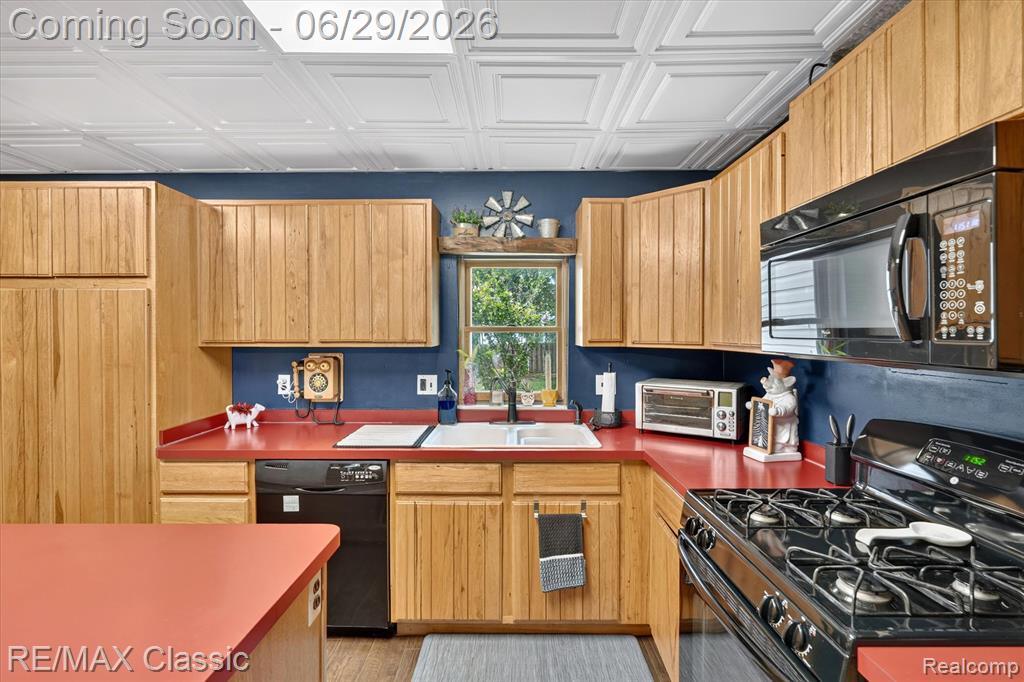 352 Meribah Road Highland, MI 48356 - Photo 14 of 39