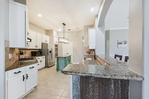 $387,000 | 153 Greenridge Circle, League City, TX 77573