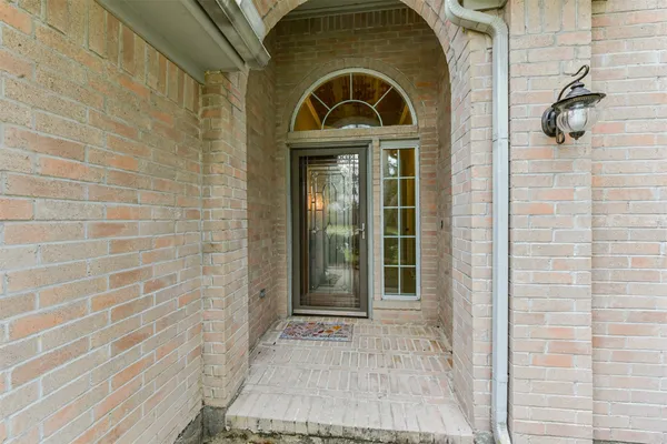 $387,000 | 153 Greenridge Circle, League City, TX 77573