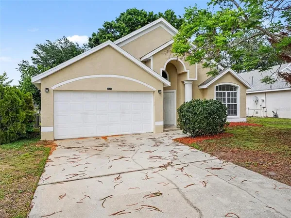 $349,900 | 2609 Meadow Oaks Loop, Clermont, FL 34714