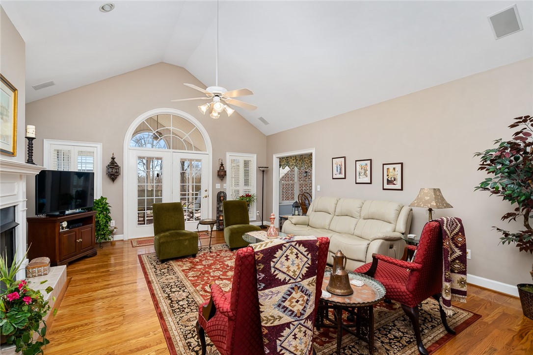 108 Dandelion Trail Anderson, SC 29621 - Photo 5 of 44