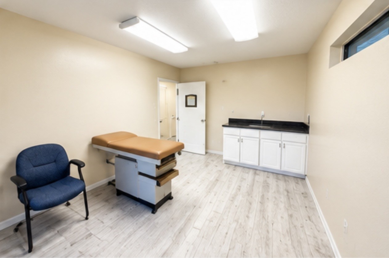 11111 Jones Road West, Unit 3 Houston, TX 77065 - Photo 4 of 7