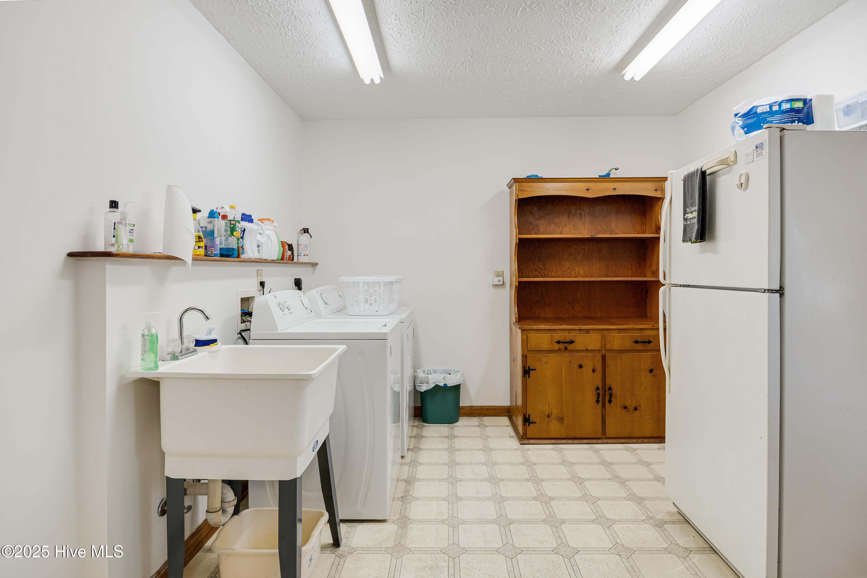 1393 Grace Road Boiling Spring Lakes, NC 28461 - Photo 17 of 31 1393 Grace-19