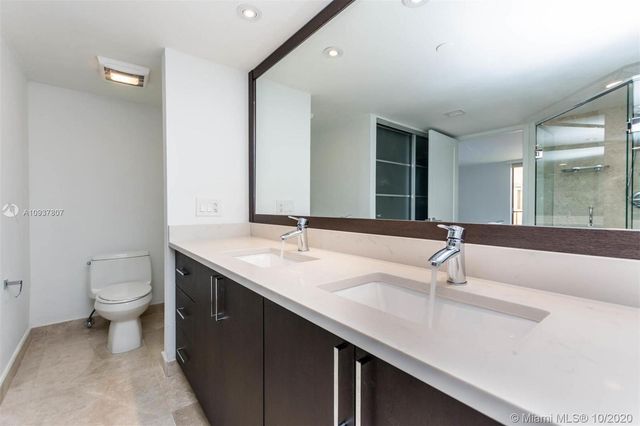 $490,000 | 19707 Turnberry Way, Unit 11G, Aventura, FL 33180