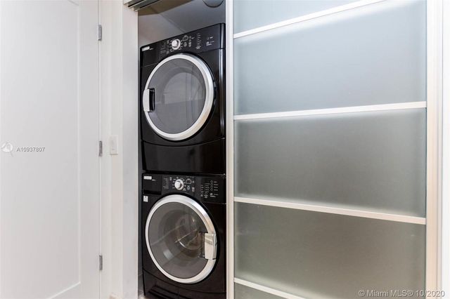 $490,000 | 19707 Turnberry Way, Unit 11G, Aventura, FL 33180