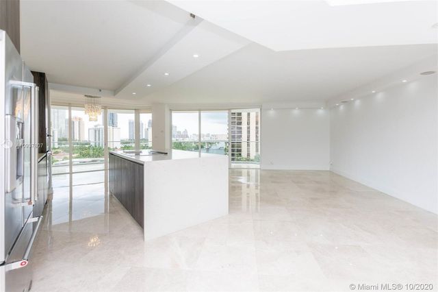 $490,000 | 19707 Turnberry Way, Unit 11G, Aventura, FL 33180