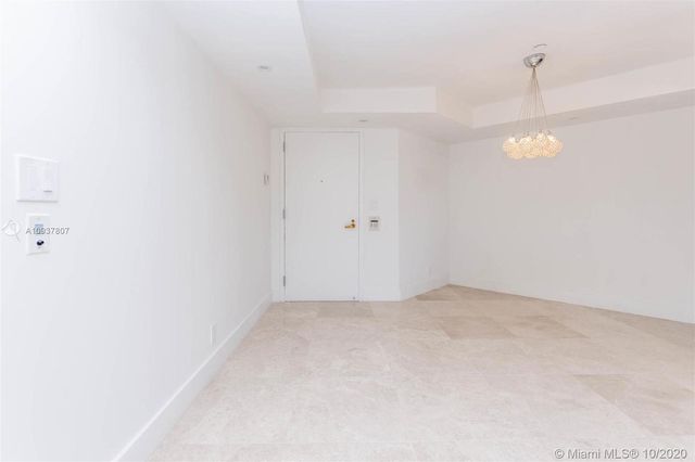 $490,000 | 19707 Turnberry Way, Unit 11G, Aventura, FL 33180