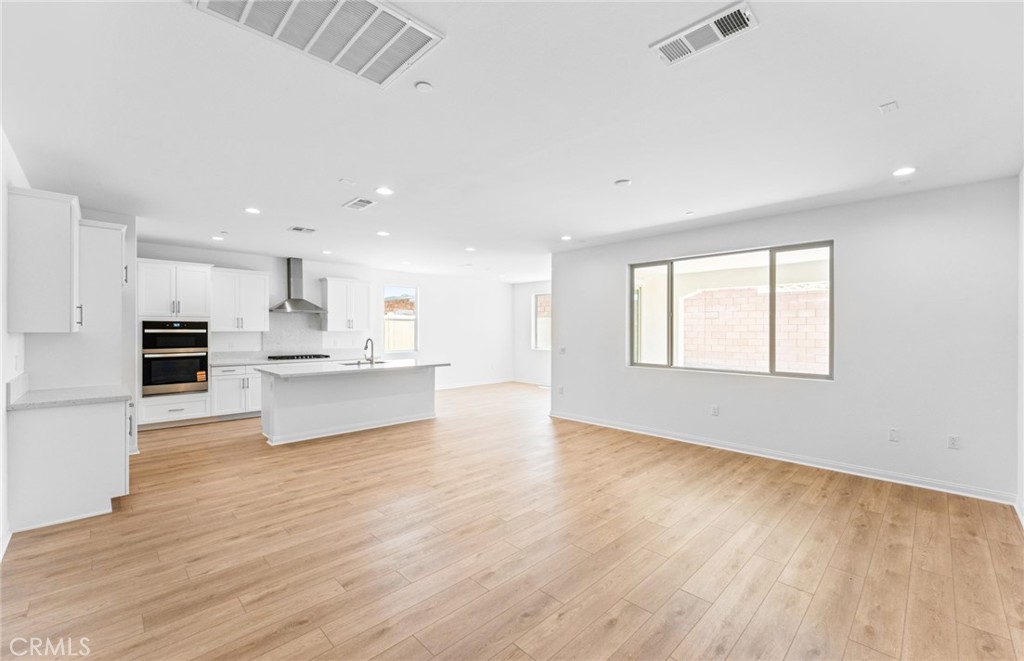 26595 Silver Ore Road Menifee, CA 92570 - Photo 3 of 33