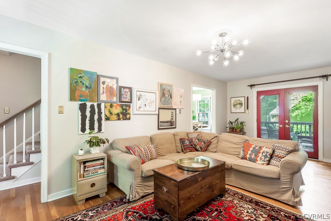13815 Sterlings Bridge Road Midlothian, VA 23112 - Photo 7 of 27 a living room with furniture and a large window