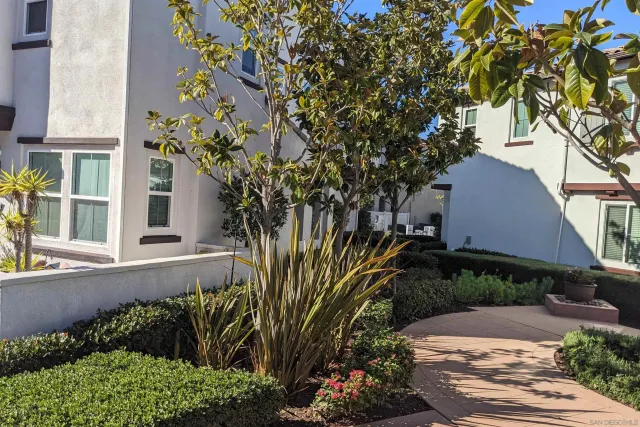 $809,000 | 4131 Vela Way, Oceanside, CA 92057