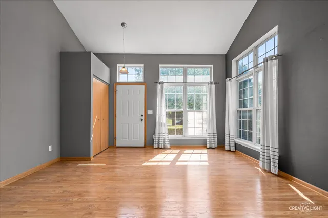 $365,000 | 14215 South Longview Lane, Plainfield, IL 60544