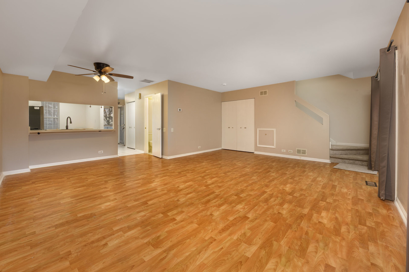 1604 Pebble Beach Circle Elgin, IL 60123 - Photo 13 of 37