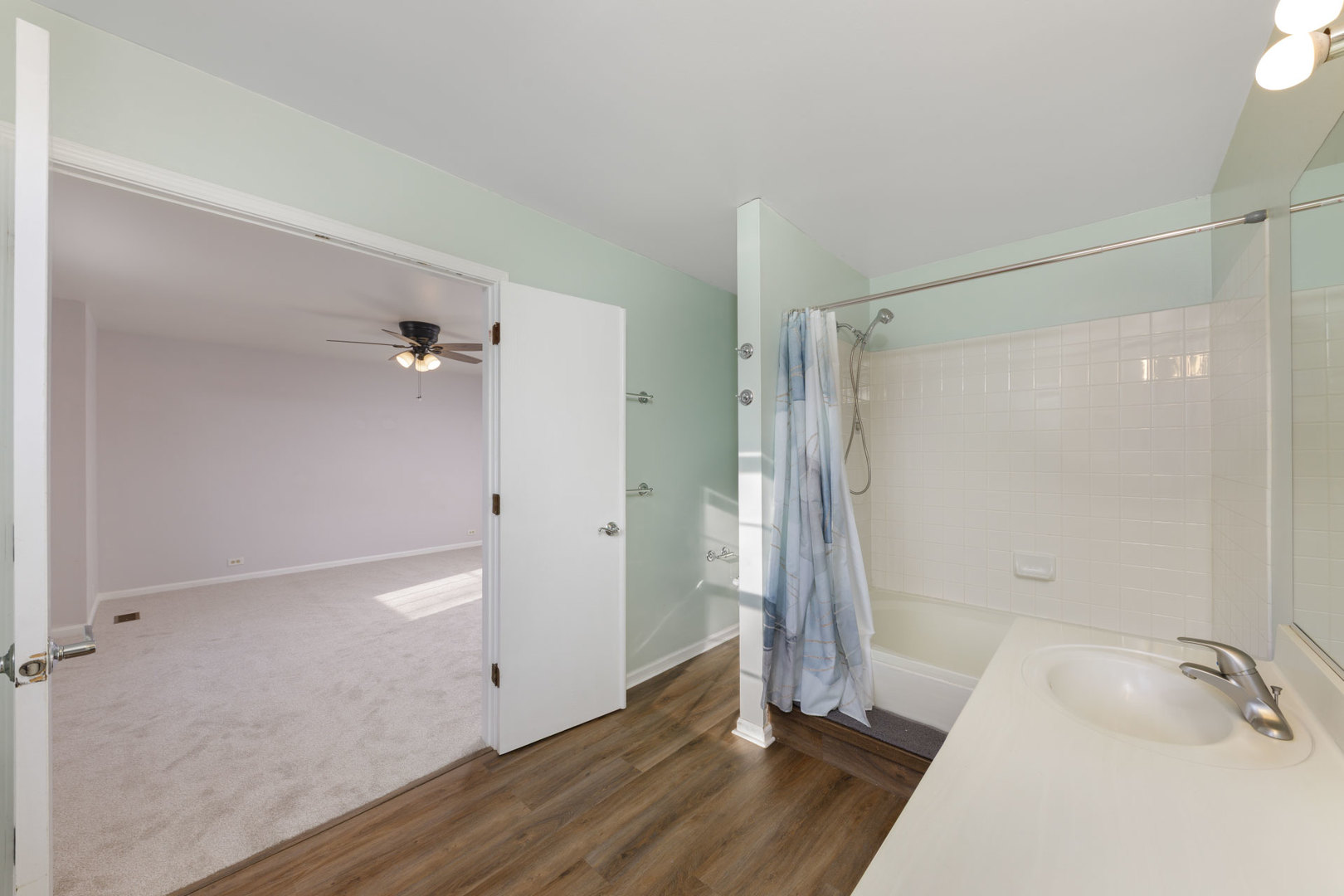 1604 Pebble Beach Circle Elgin, IL 60123 - Photo 22 of 37