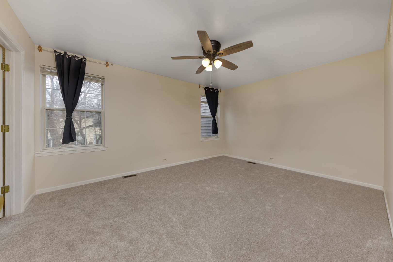 1604 Pebble Beach Circle Elgin, IL 60123 - Photo 24 of 37