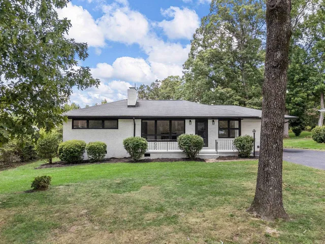 $264,500 | 14 Wofford Street, Inman, SC 29349