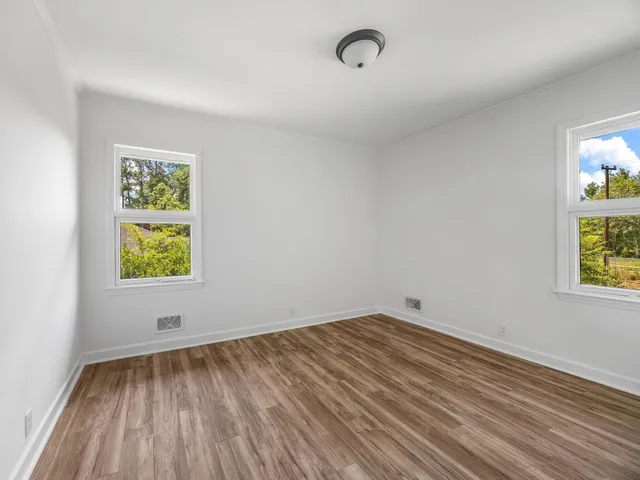 $264,500 | 14 Wofford Street, Inman, SC 29349