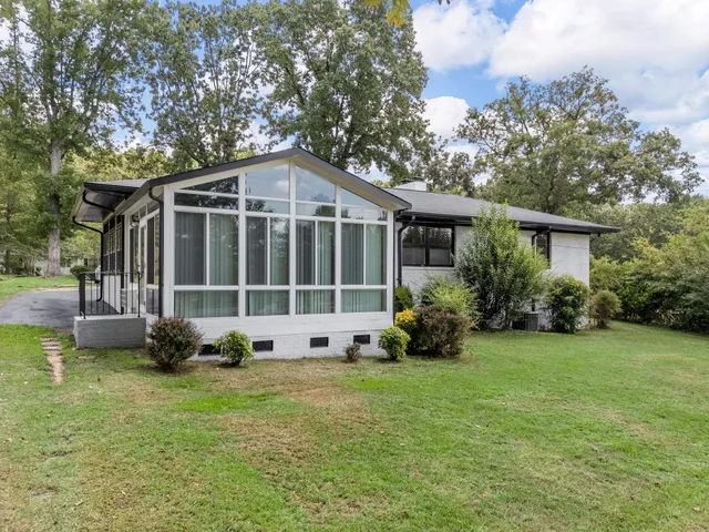 $264,500 | 14 Wofford Street, Inman, SC 29349