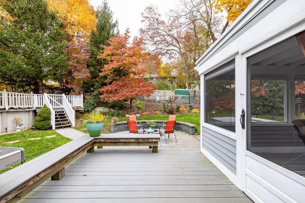 135 Anderson Road Marlborough, MA 01752 - Photo 4 of 40 Gallery Image 4