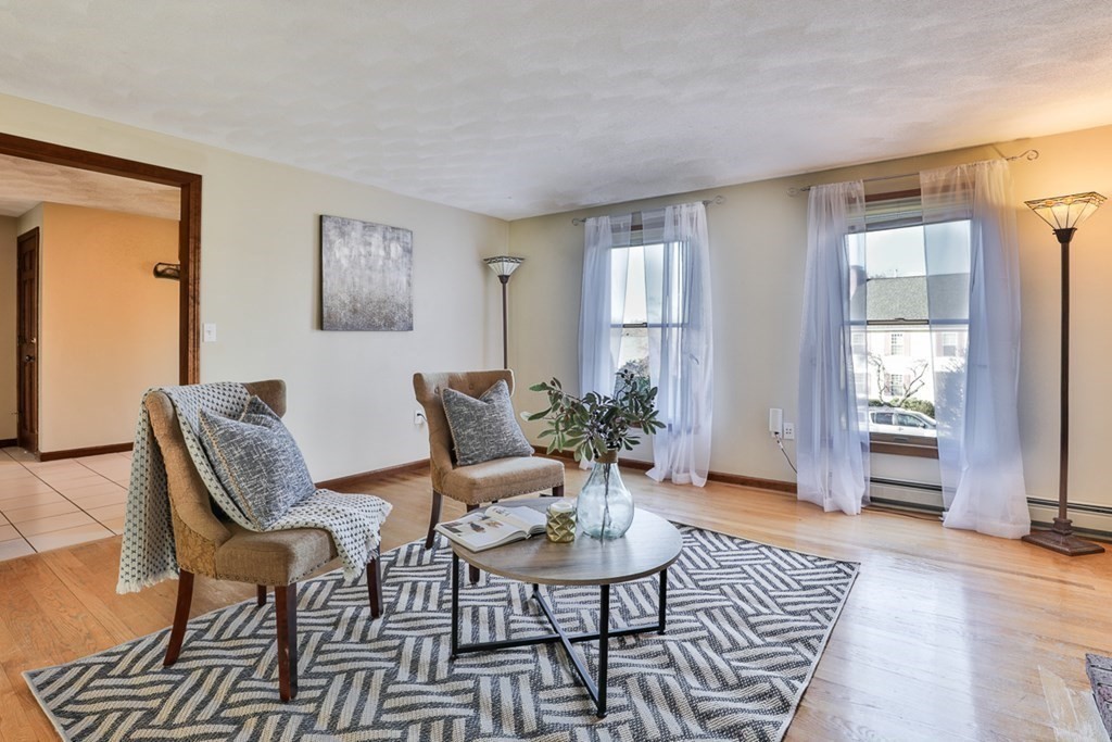 135 Anderson Road Marlborough, MA 01752 - Photo 8 of 40 Gallery Image 8