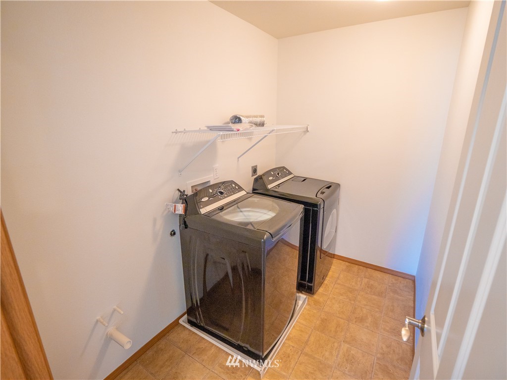 24206 185th Loop Southeast Covington, WA 98042 - Photo 20 of 23 Gallery Image 20