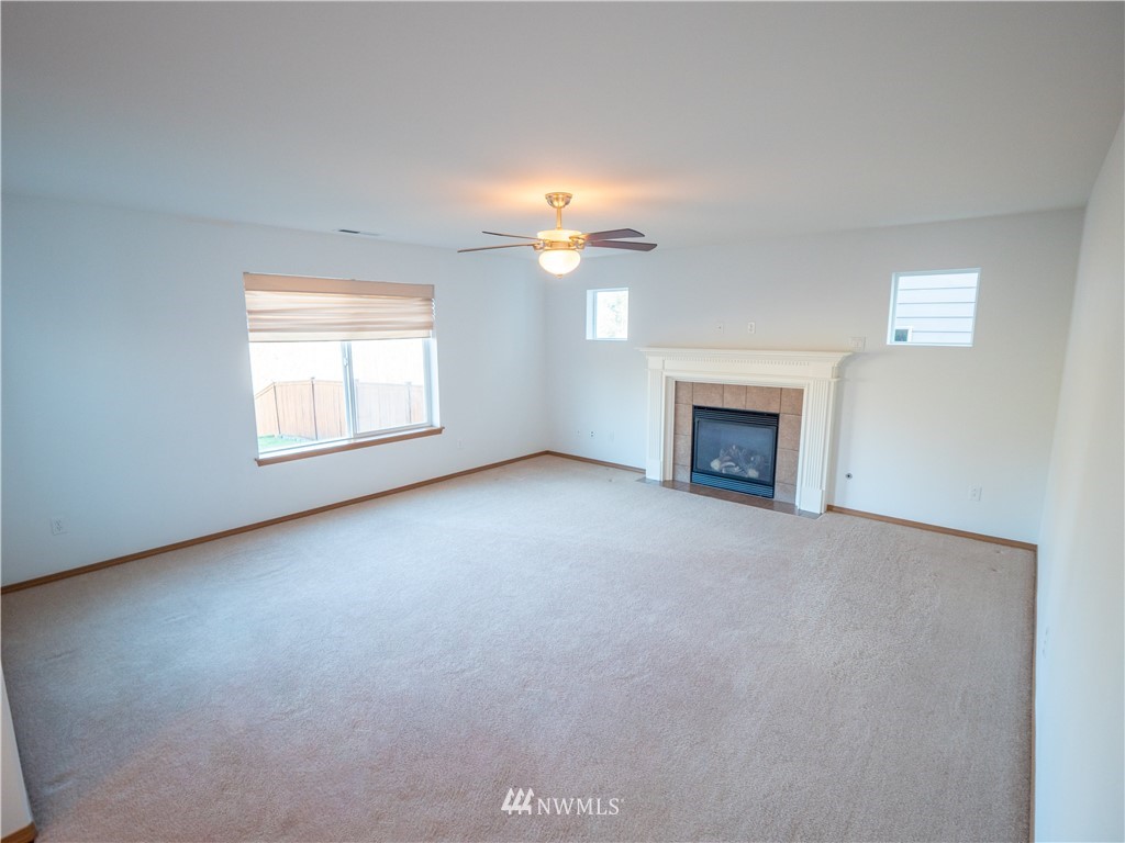 24206 185th Loop Southeast Covington, WA 98042 - Photo 7 of 23 Gallery Image 7