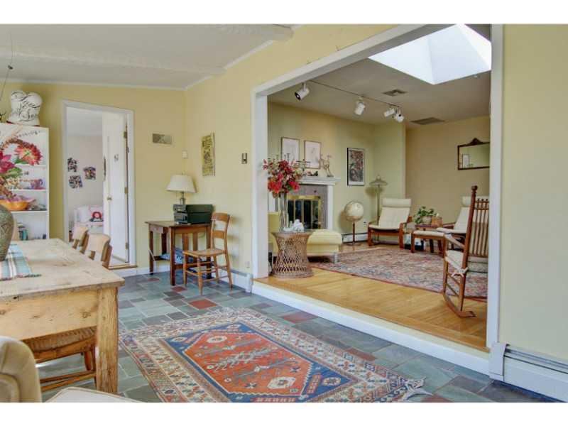 25 Bevelin Road Providence, RI 02906 - Photo 5 of 23 Den/Family/Great Room. Sunroom