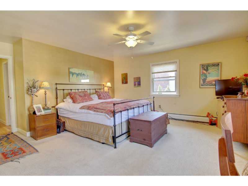 25 Bevelin Road Providence, RI 02906 - Photo 10 of 23 Master Bedroom.