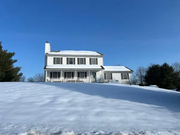 $550,000 | 147 Mayfair Road, Poughquag, NY 12570